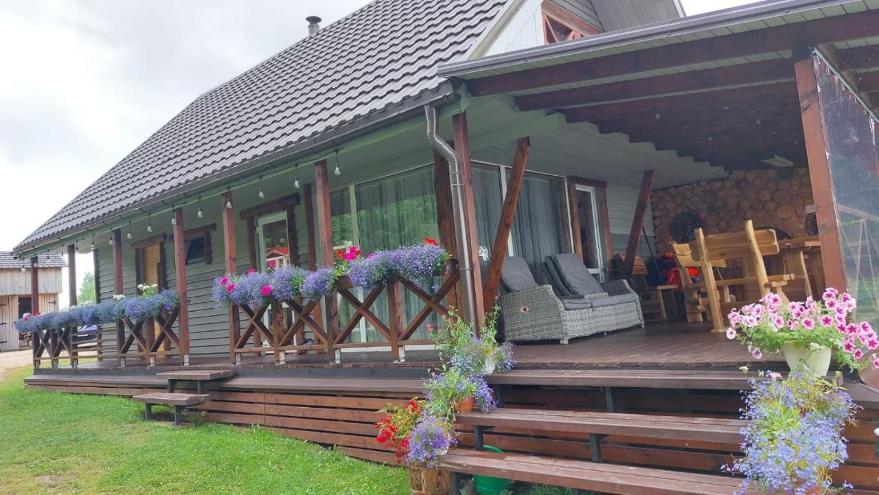 Zarini Villa คราซลาวา ภายนอก รูปภาพ